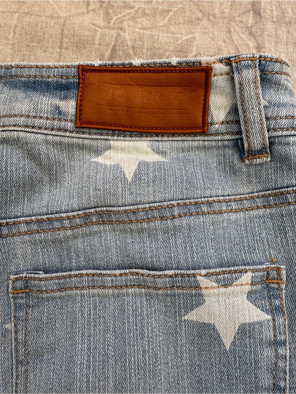 Joujou Star Print Light Wash Denim Jeans - 11/12 - Picture 5 of 8